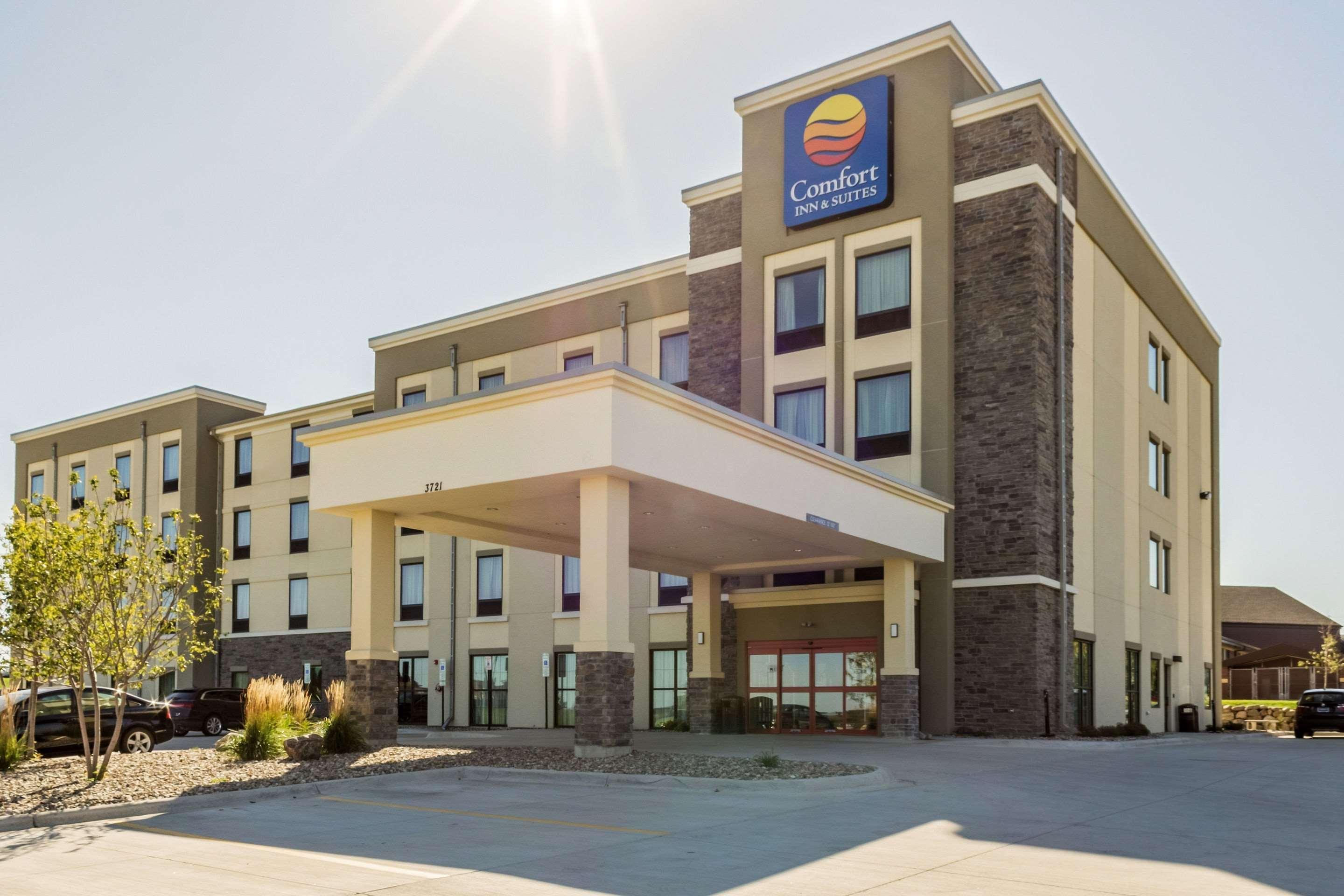 Comfort Inn & Suites Avera Southwest Sioux Falls Esterno foto