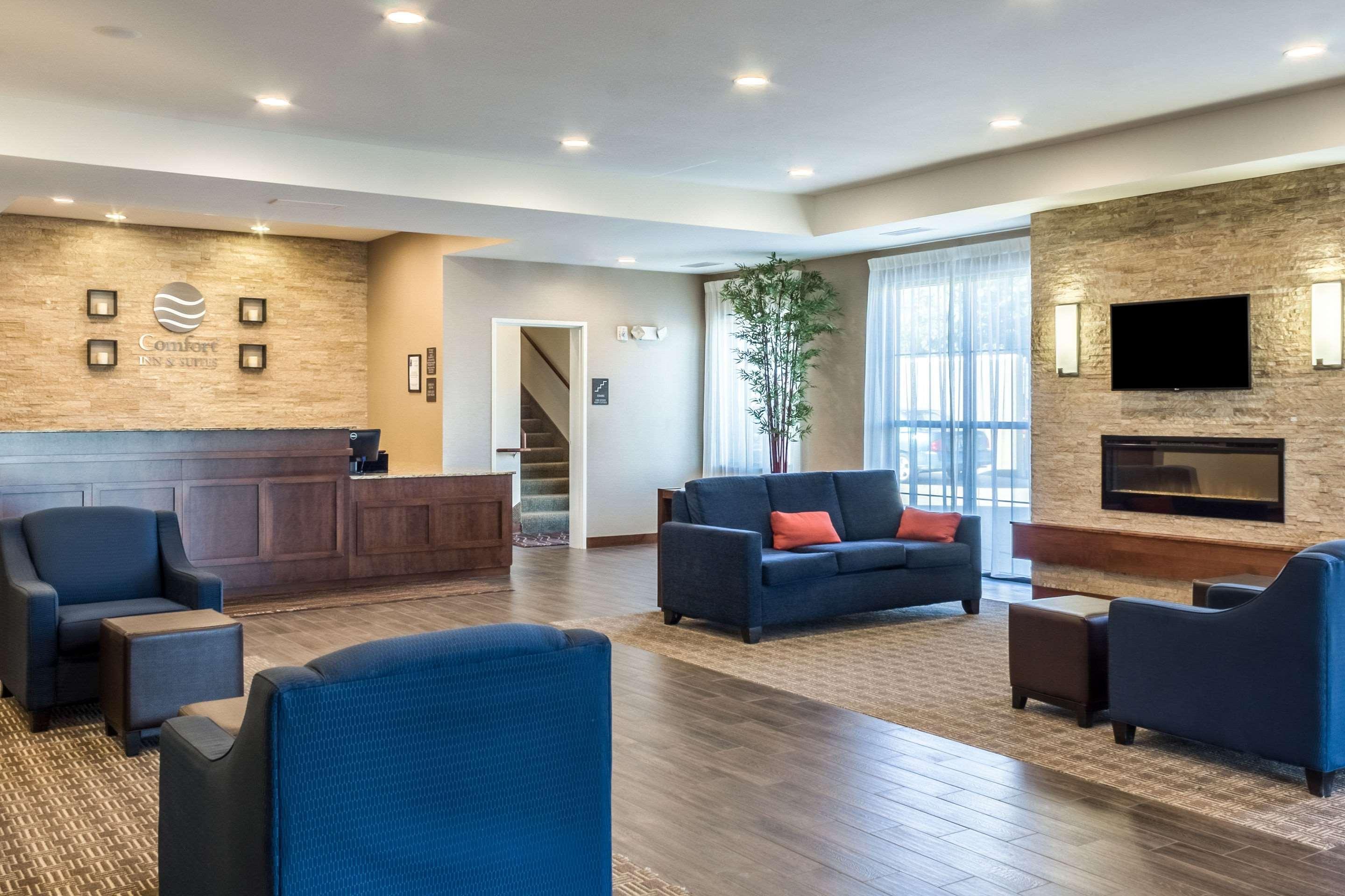 Comfort Inn & Suites Avera Southwest Sioux Falls Esterno foto