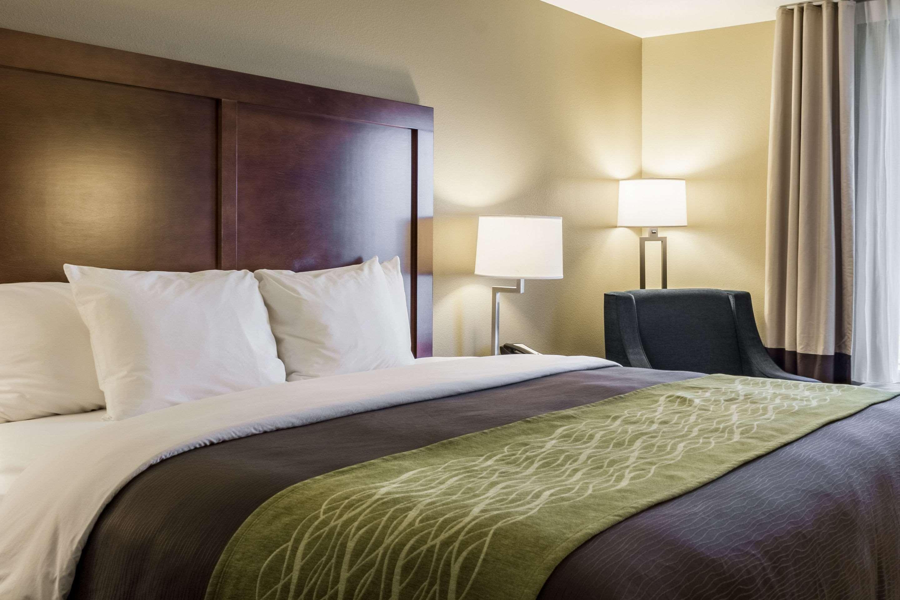 Comfort Inn & Suites Avera Southwest Sioux Falls Esterno foto