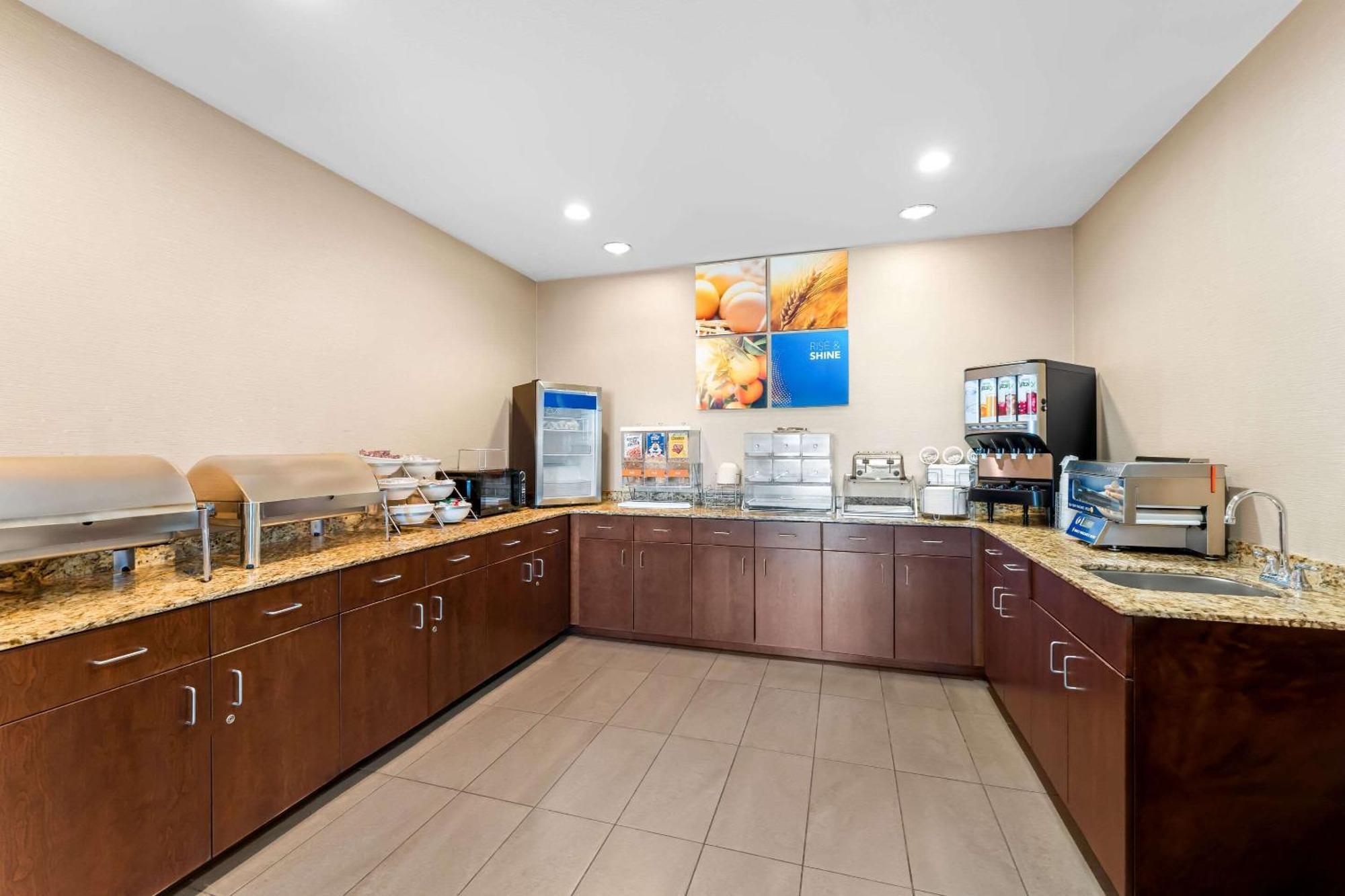 Comfort Inn & Suites Avera Southwest Sioux Falls Esterno foto