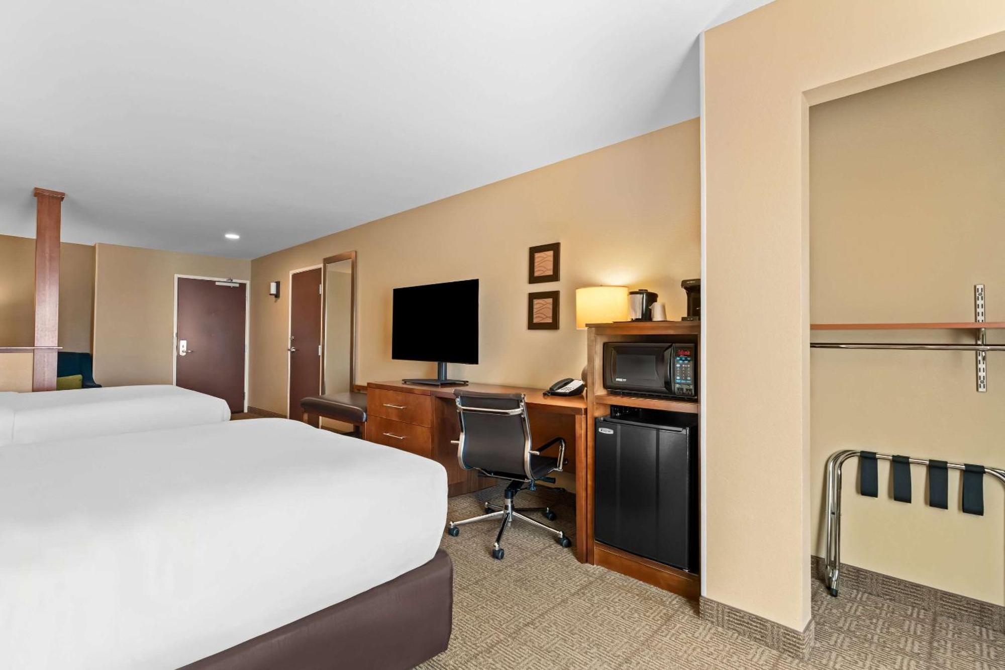 Comfort Inn & Suites Avera Southwest Sioux Falls Esterno foto