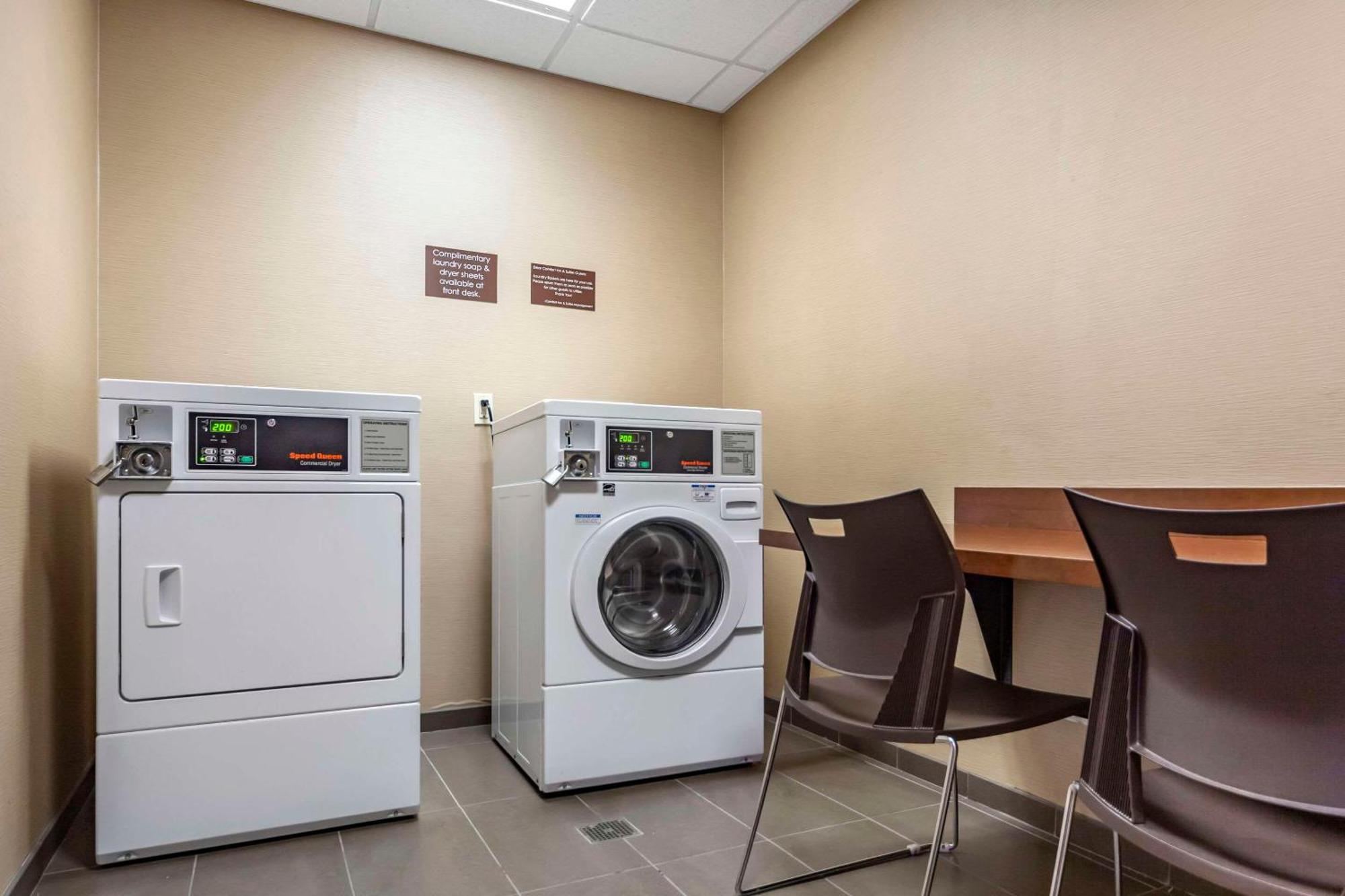 Comfort Inn & Suites Avera Southwest Sioux Falls Esterno foto