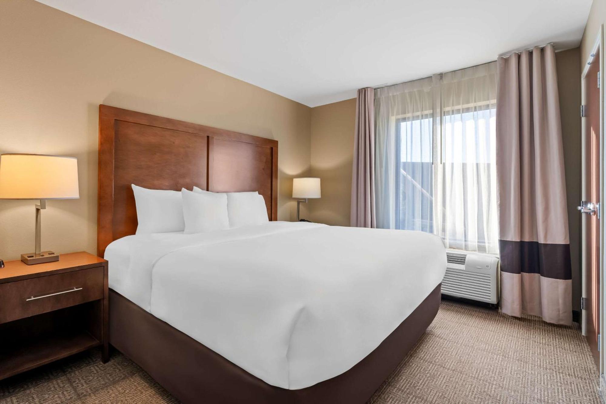Comfort Inn & Suites Avera Southwest Sioux Falls Esterno foto