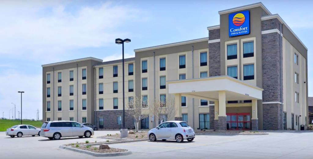 Comfort Inn & Suites Avera Southwest Sioux Falls Esterno foto